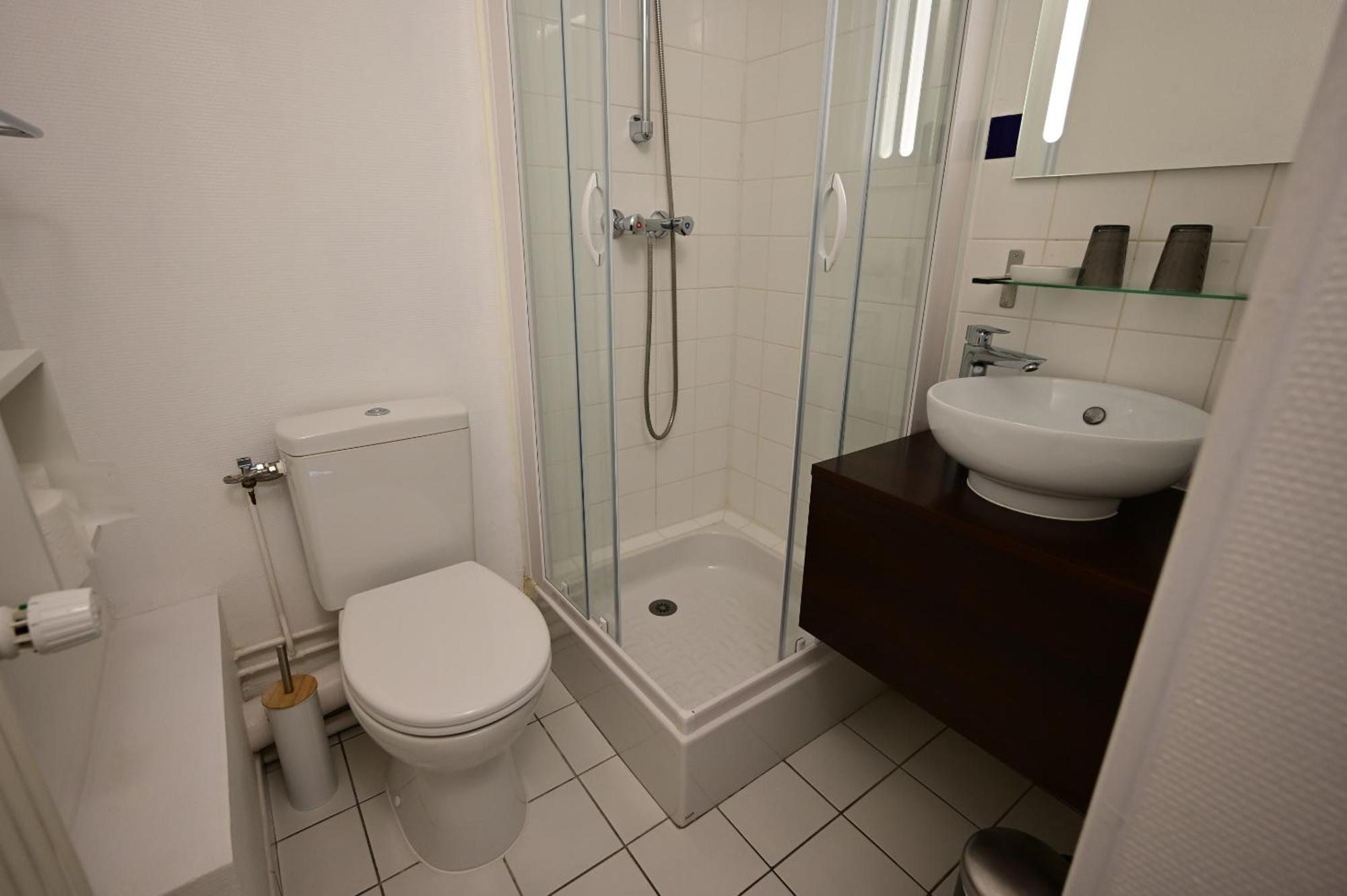 Hotel La Cuisine Des Lulus Montainville  Habitación foto